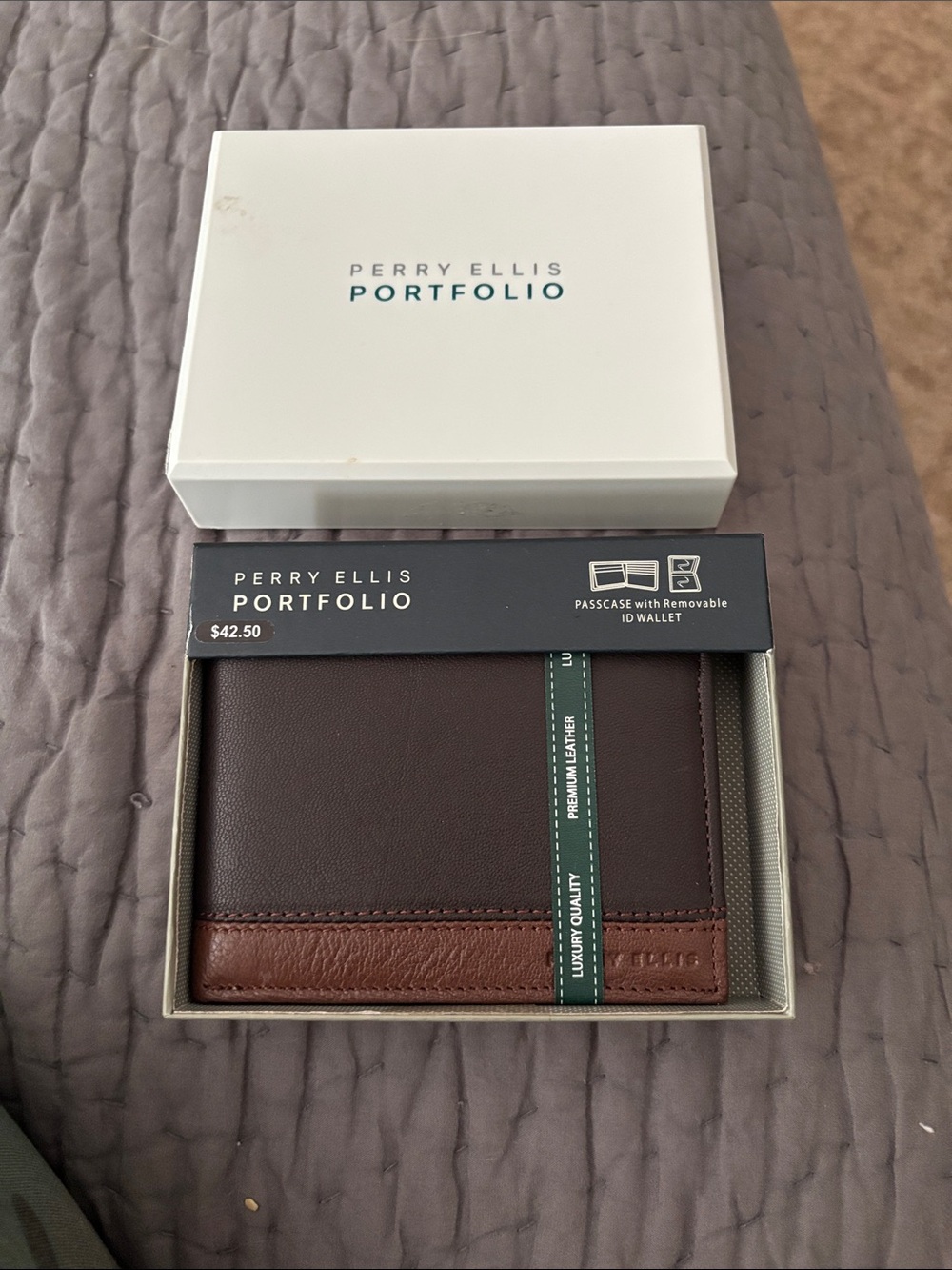 Perry Ellis Two-Tone Brown Leather Passcase Wallet